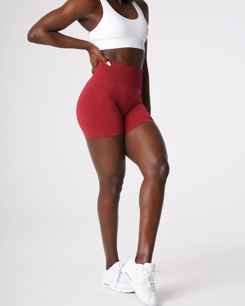 NVGTN Solid Seamless Shorts Carmine | 51037NOSU